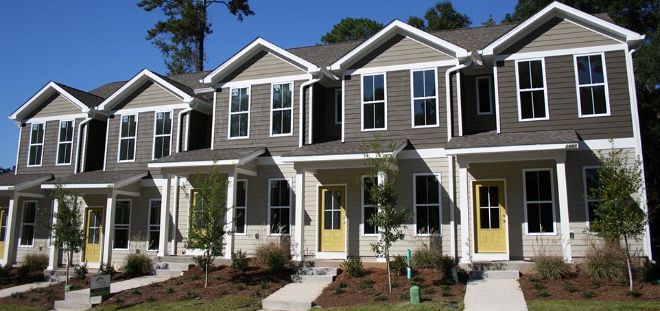 townhomes located in Brush Hill
